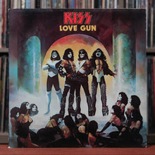 Load image into Gallery viewer, Kiss - Love Gun - 1977 Casablanca, Strong VG/VG
