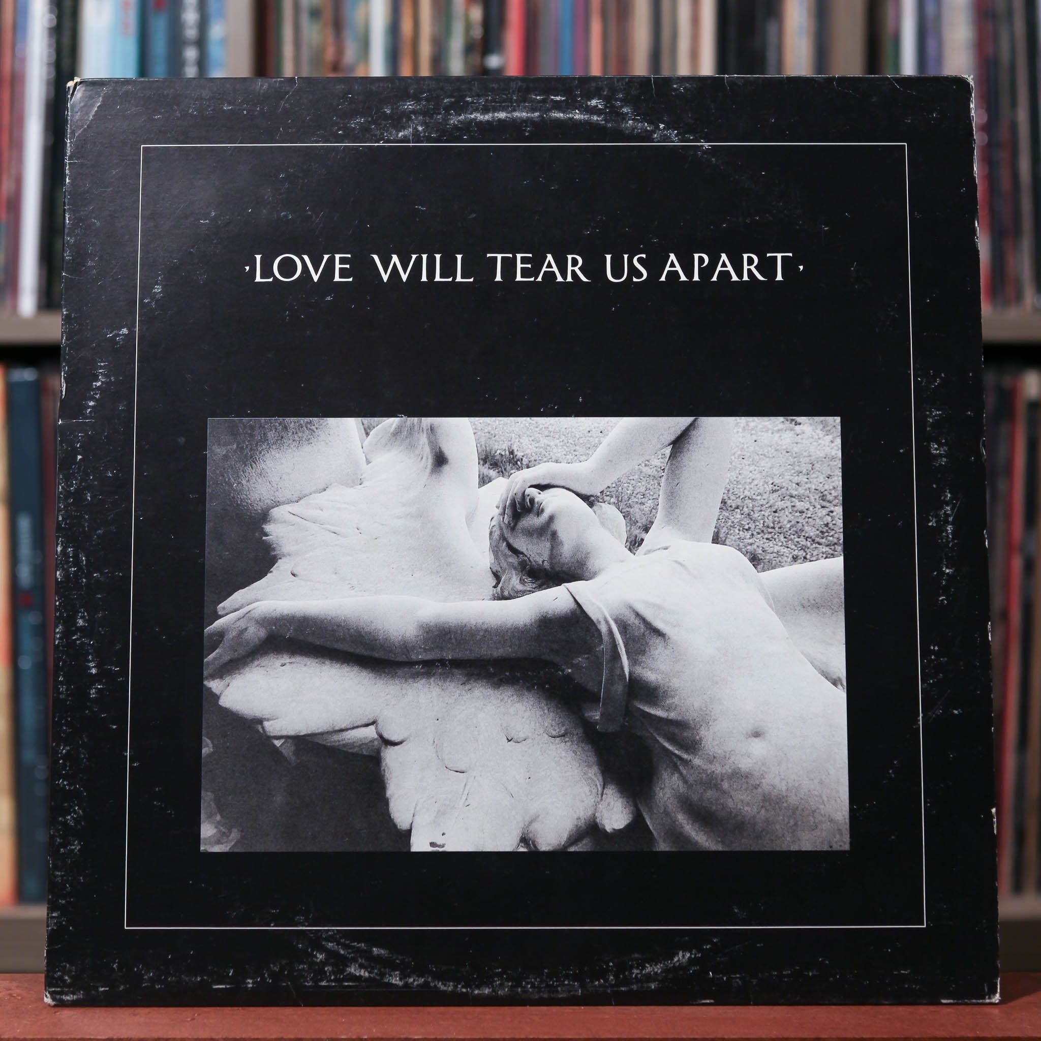 【アナログ盤】ジョイ・ディヴィジョン / LOVE WILL TEAR US … JOY DIVISION - Love Will Tear Us Apart - Amazon.com Music
