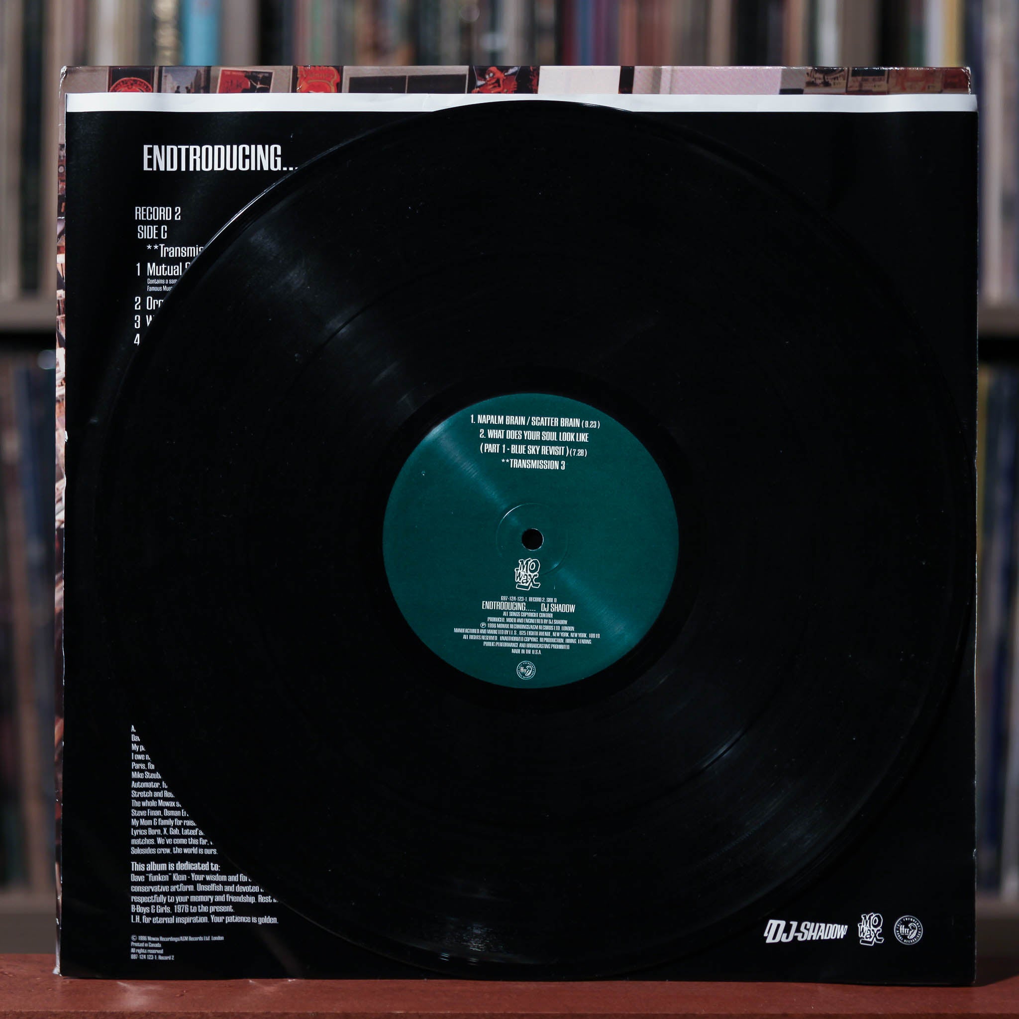 DJ Shadow Endtrodtucing UKオリジナル盤2LP DJ Shadow: Endtroducing Vinyl 2LP — TurntableLab.com