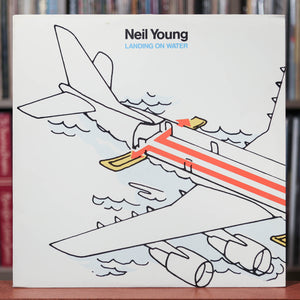 Neil Young  - Landing On Water - 1986 Geffen, VG+/EX