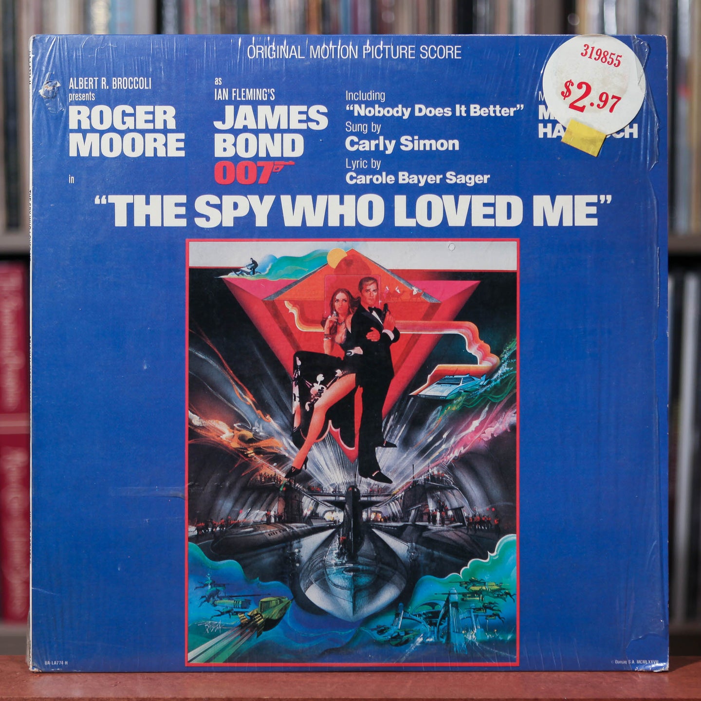 James Bond The Spy Who Loved Me - Original Motion Picture Soundtrack - 1977 UA, VG+/VG+ w/Shrink
