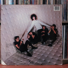 Load image into Gallery viewer, Pat Benatar - 3LP Bundle - 1 SIGNED ALBUM
