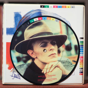 David Bowie - Fashions - 7" 45 RPM - 10 Vinyl - UK Import - 1982 RCA, EX/NM