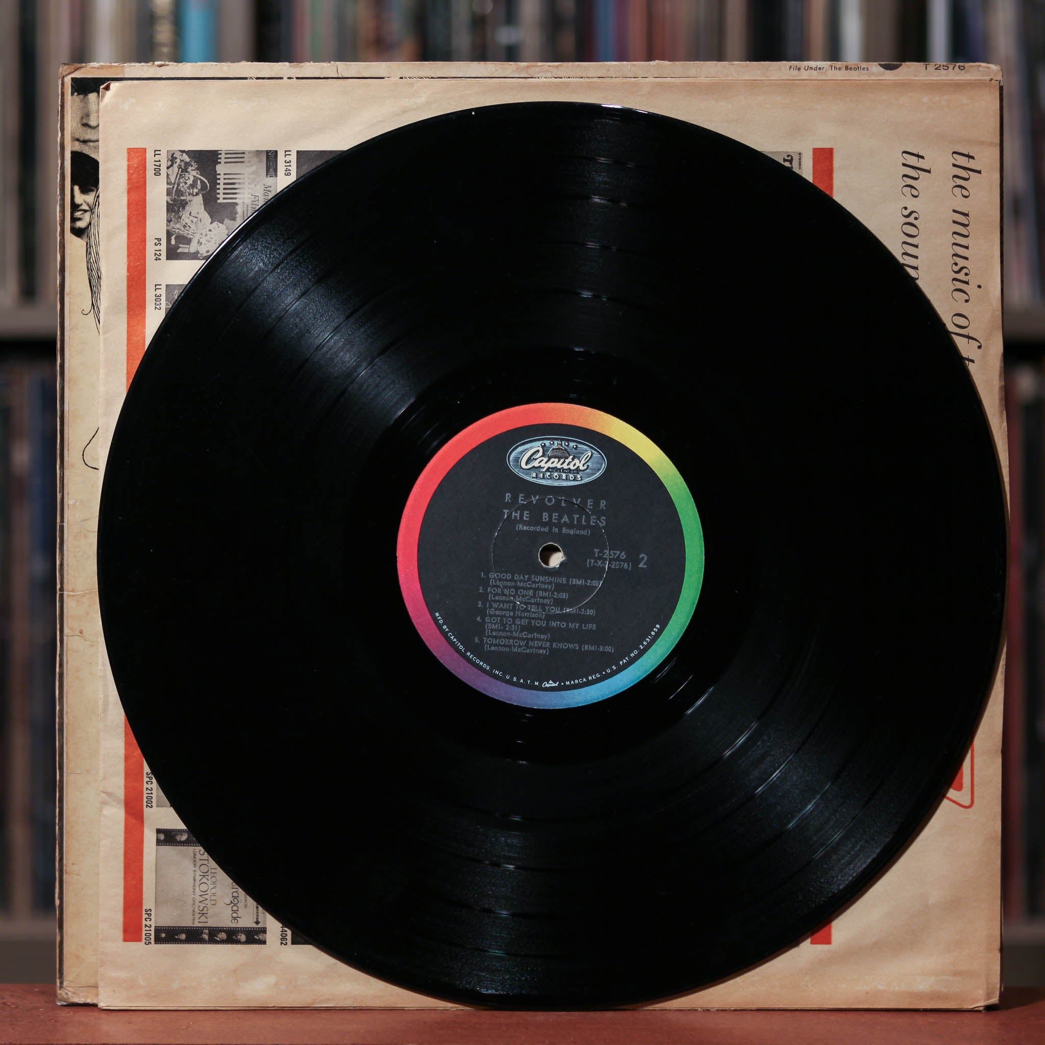 ビートルズ REVOLVER レコード Capitol 1966年 Amazon.com: REVOLVER by The Beatles, Capitol Records, Vinyl