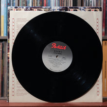 Load image into Gallery viewer, Heart - Little Queen - 1977 Portrait, VG/VG+
