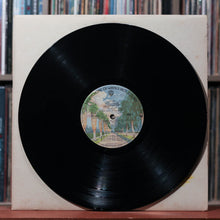 Load image into Gallery viewer, America - History · America's Greatest Hits - 1978 Warner Bros. Records, VG/VG
