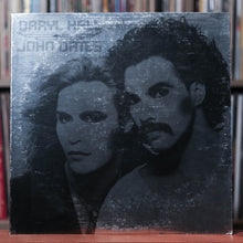 Load image into Gallery viewer, Daryl Hall John Oates - Daryl Hall &amp; John Oates - 1975 RCA Victor, VG+/EX
