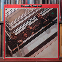 Load image into Gallery viewer, The Beatles - 1962-1966 - 2LP W/ INSERT 1973 Apple Records
