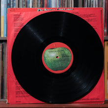 Load image into Gallery viewer, The Beatles - 1962-1966 - 2LP W/ INSERT 1973 Apple Records
