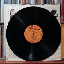 Load image into Gallery viewer, Neil Young - Everybody Knows This Is Nowhere - 1970 Reprise Records, VG+/VG
