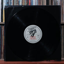 Load image into Gallery viewer, Bob Seger And The Silver Bullet Band - Stranger In Town - W/ INSERT 1978 Capitol Records, VG/VG+
