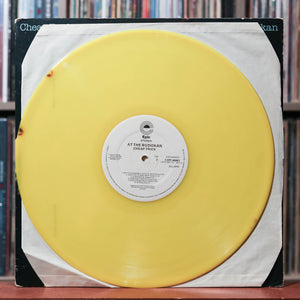 Cheap Trick - At The Budokan - UK KAMIKAZE YELLOW W/ BOOKLET 1979 Epic